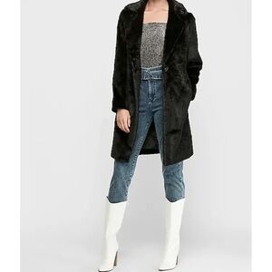 Express Womens Medium Teddy Bear Faux Fur Black Coat Mob Wife